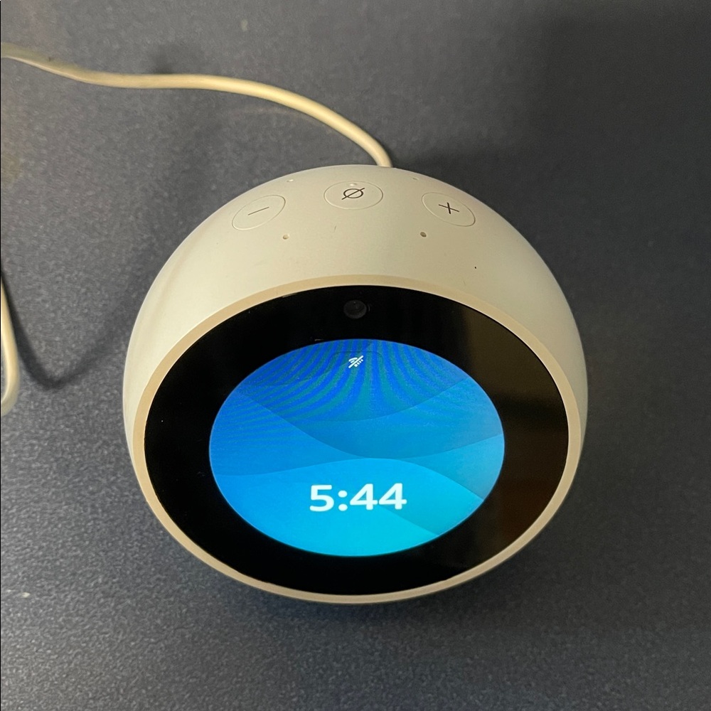 Amazon Echo Smart Speaker Set of 6 Display and Dots - Picture 2 of 7